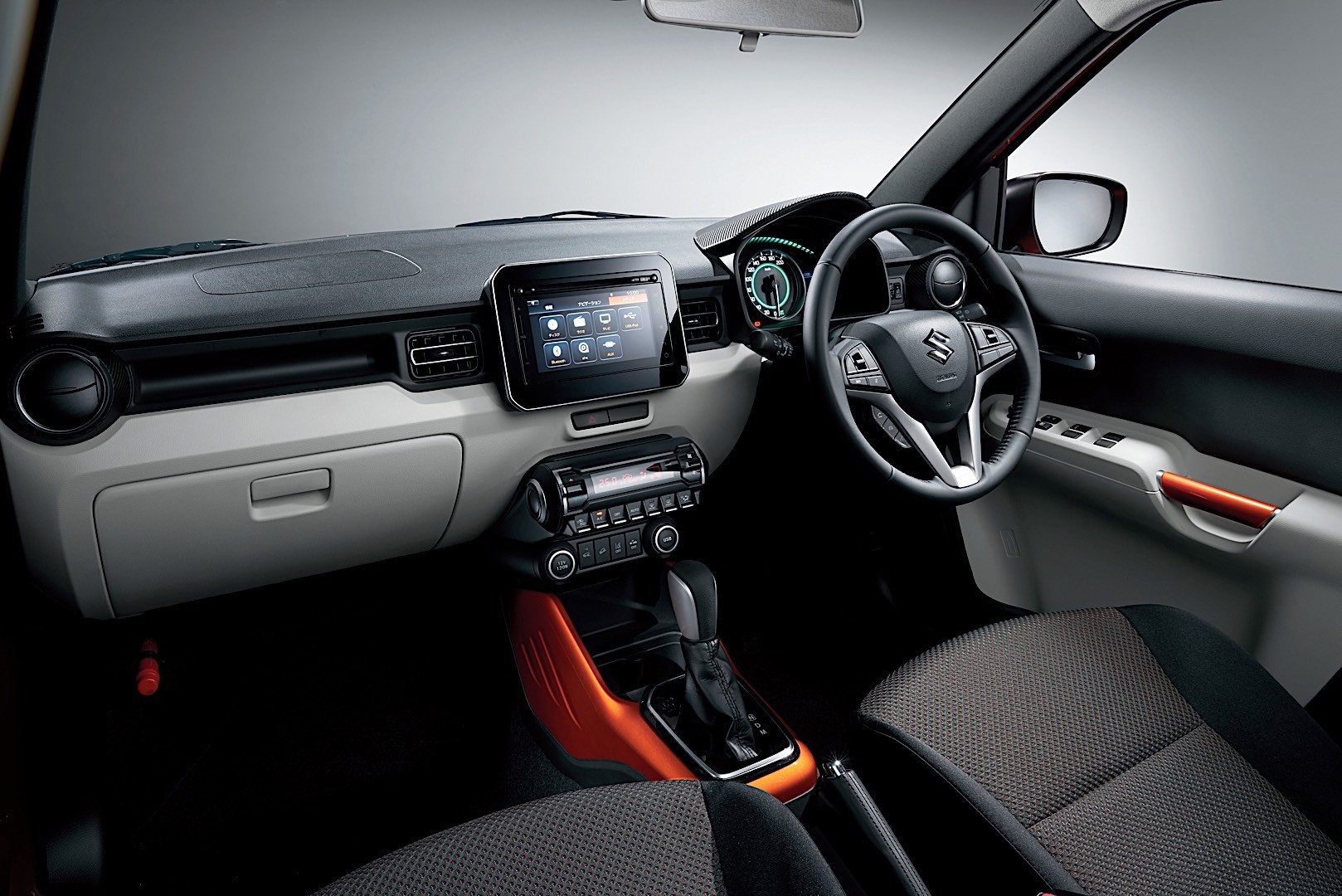 Suzuki Ignis photo 38