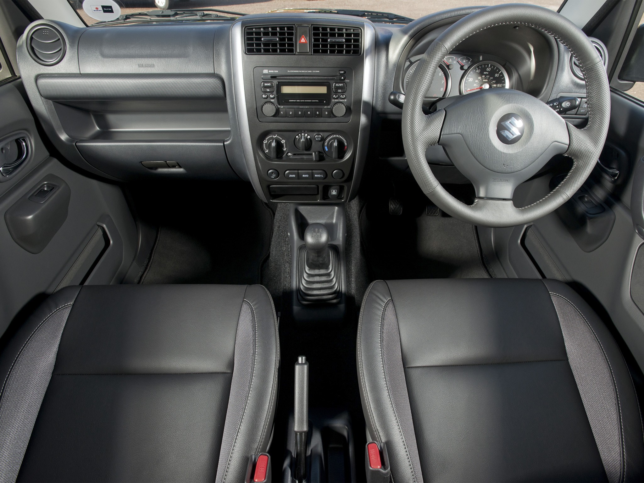 Suzuki Jimny photo 47