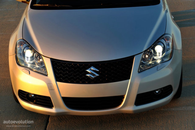 Suzuki Kizashi foto 19