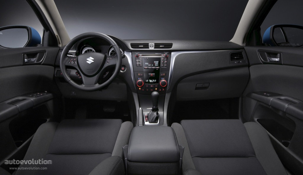 Suzuki Kizashi photo 21