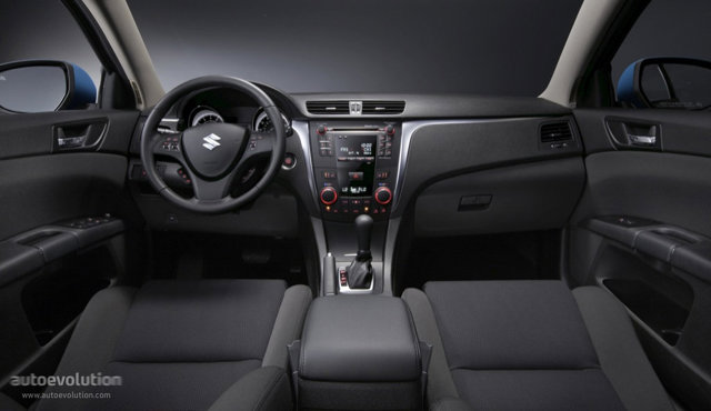 Suzuki Kizashi foto 21