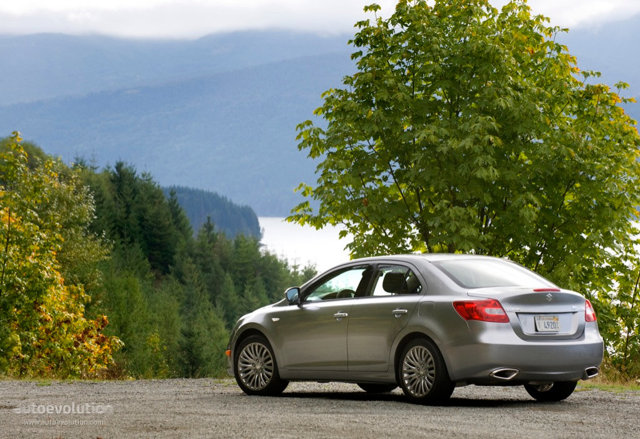 Suzuki Kizashi foto 7