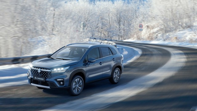 Suzuki S-Cross Foto 8