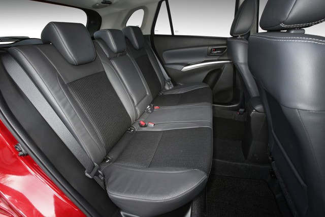 Suzuki S-Cross Foto 36