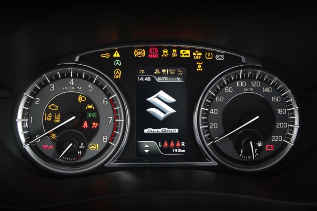 Suzuki S-Cross Foto 39