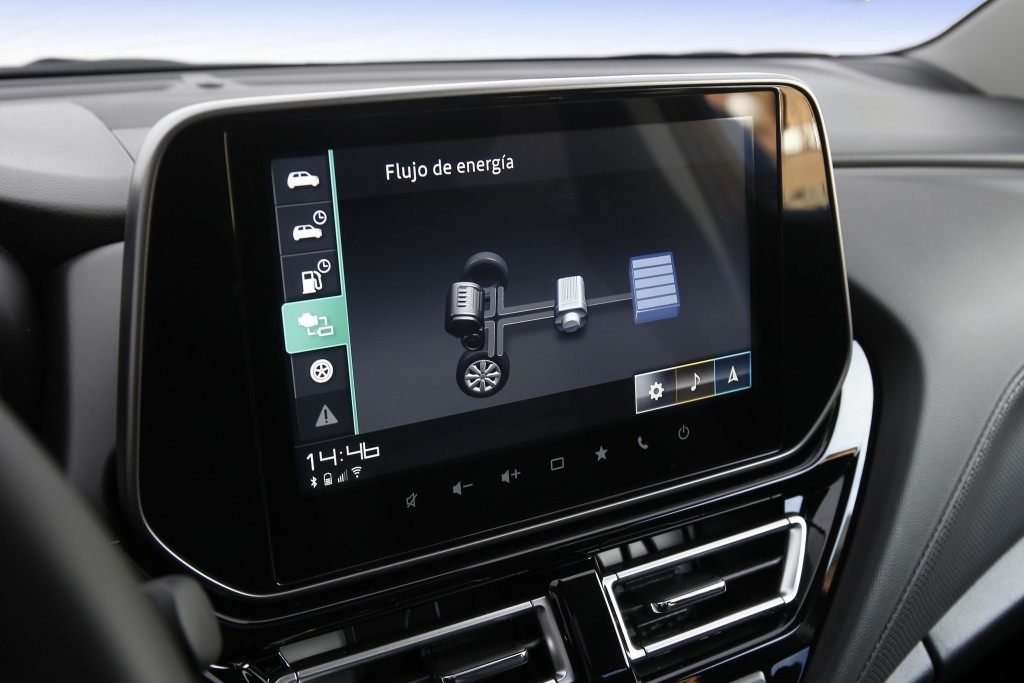 Suzuki S-Cross photo 41