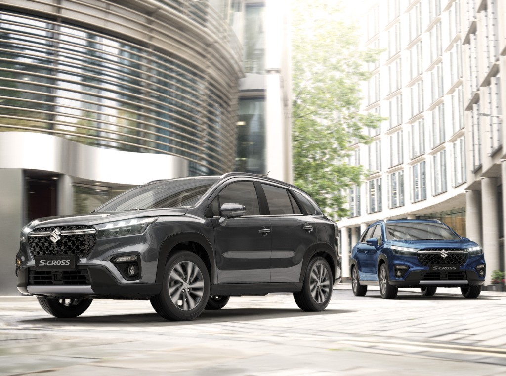 Suzuki S-Cross photo 12