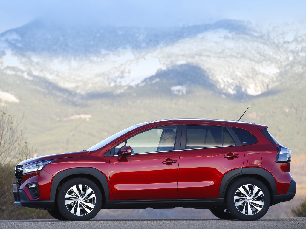 Suzuki S-Cross photo 17