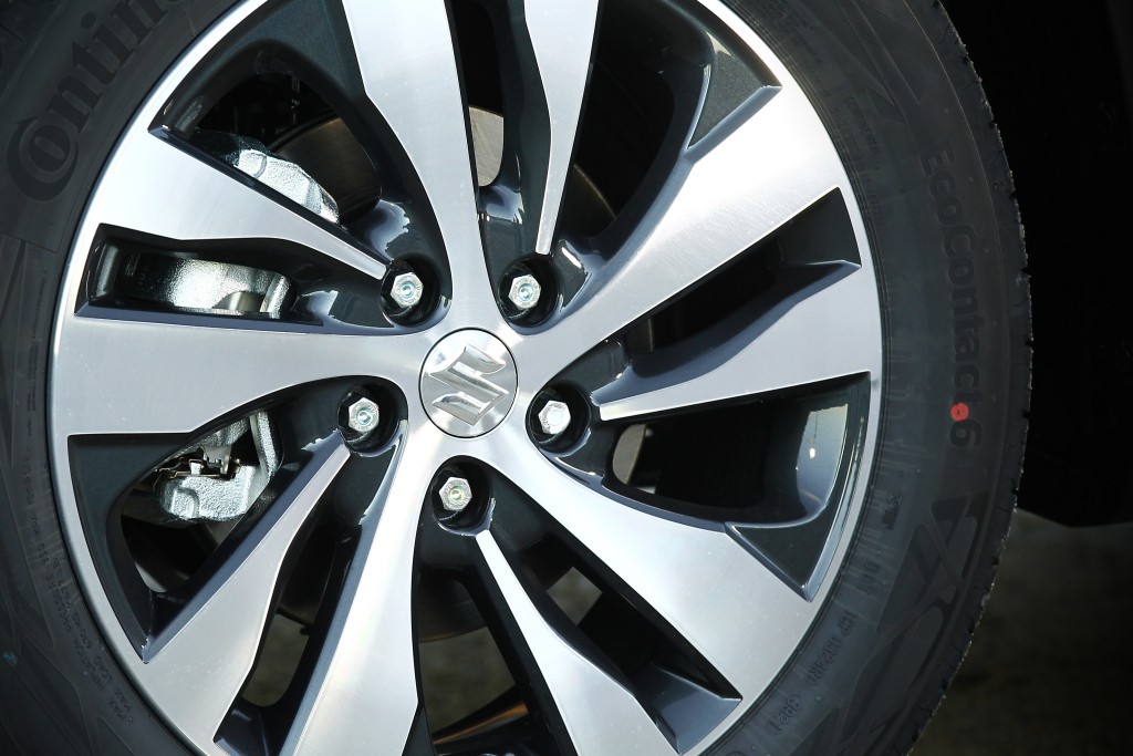 Suzuki S-Cross photo 19