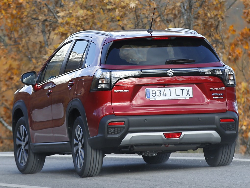 Suzuki S-Cross photo 22