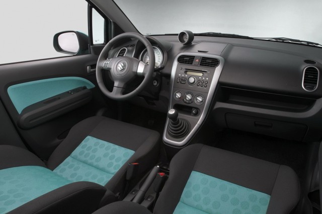 Suzuki Splash Foto 54