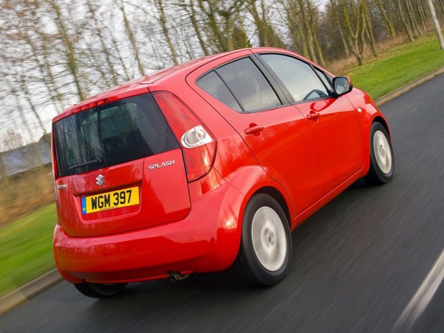 Suzuki Splash Foto 24