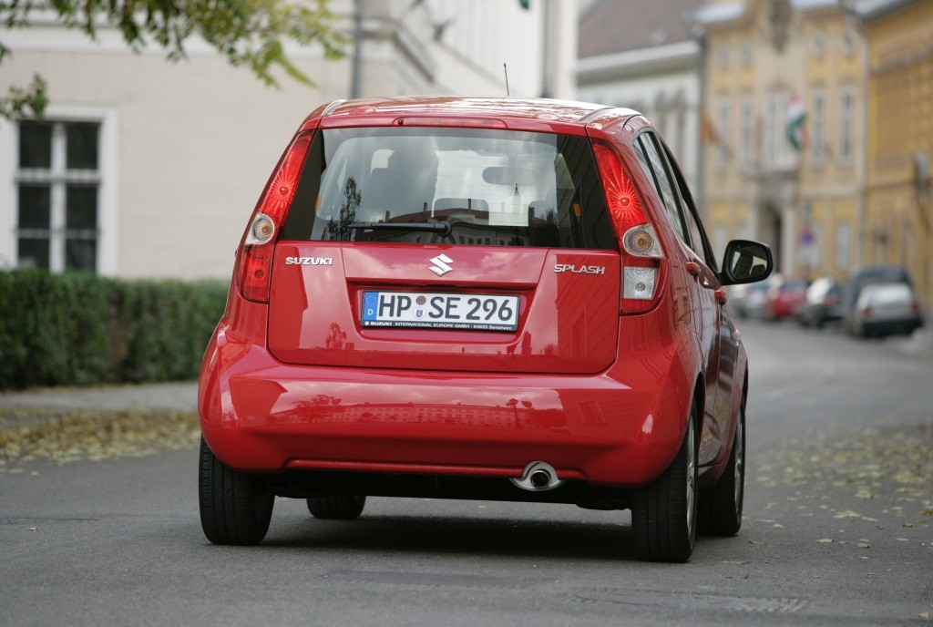 Suzuki Splash photo 32