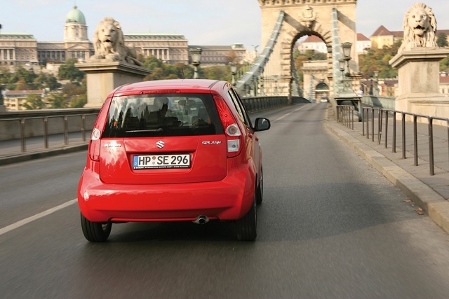 Suzuki Splash Foto 13
