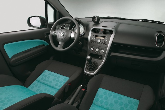 Suzuki Splash Foto 39