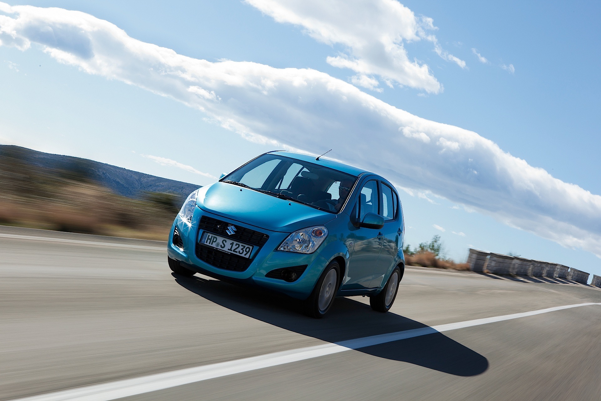 Suzuki Splash photo 19