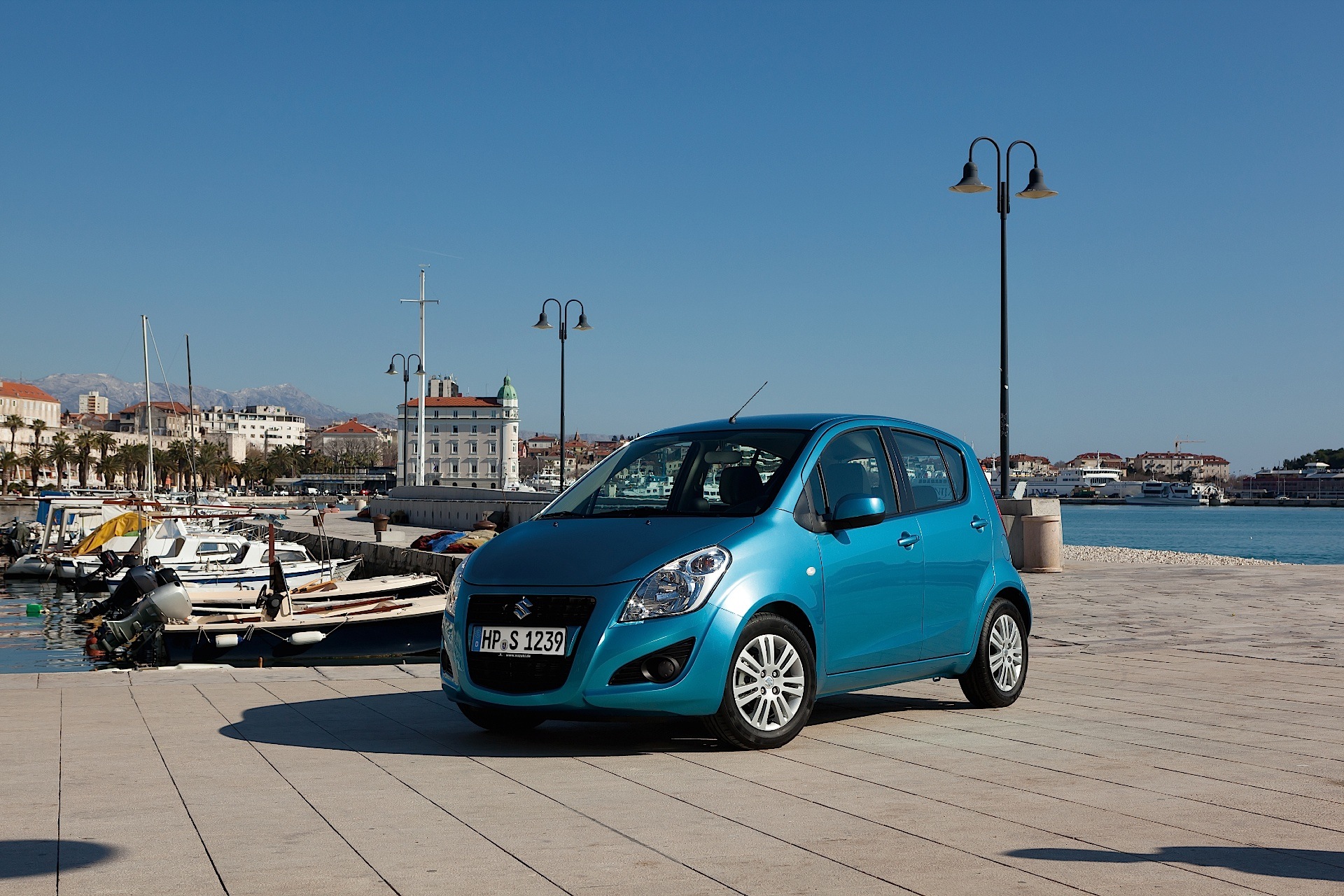 Suzuki Splash photo 20