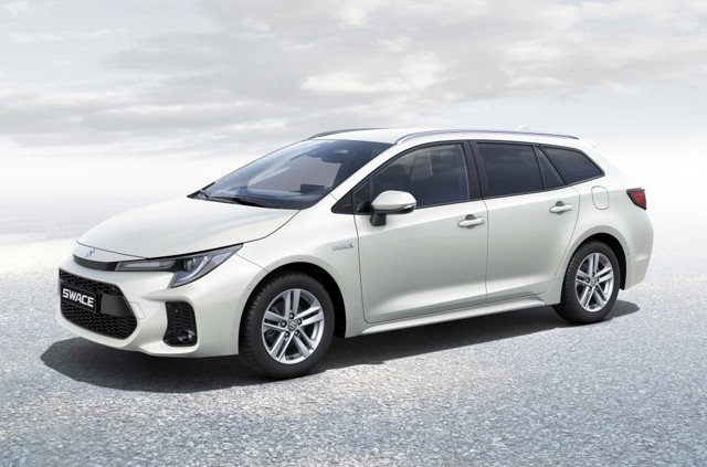 Suzuki Swace Foto 5