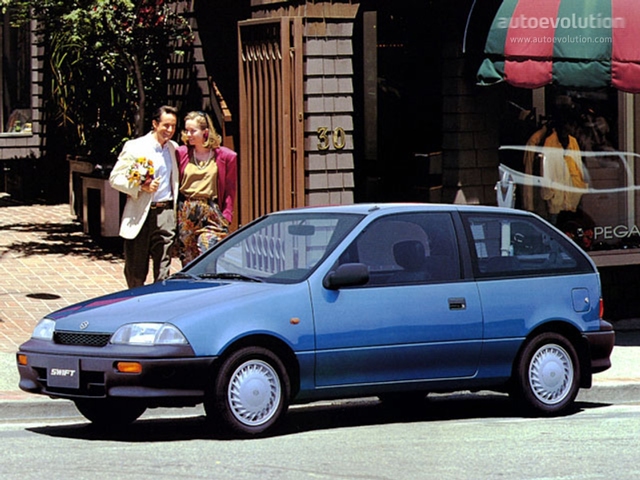 Suzuki Swift 3 Doors photo 1