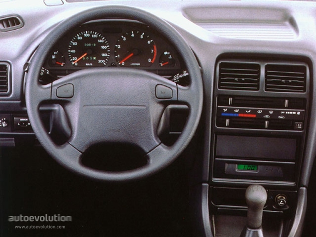 Suzuki Swift 3 Doors photo 9