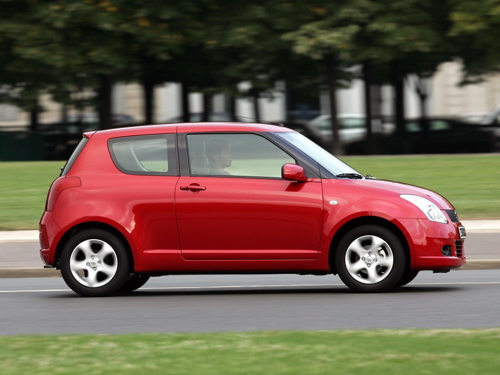 Suzuki Swift 3 Doors photo 6