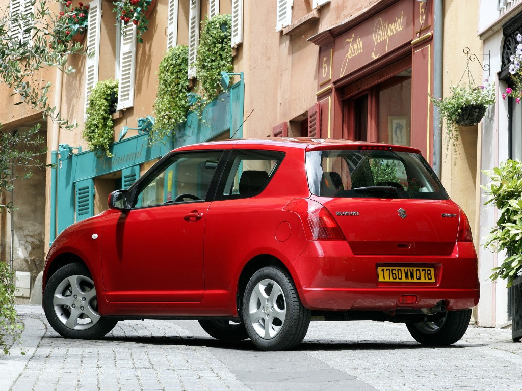Suzuki Swift 3 Doors photo 8