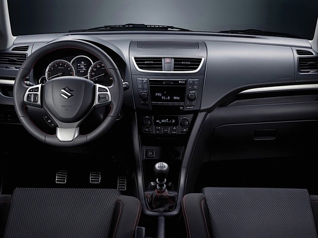 Suzuki Swift 3 Doors photo 28