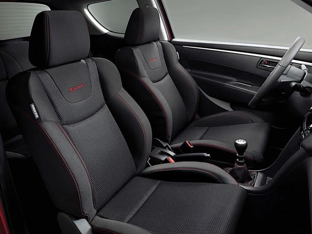 Suzuki Swift 3 Doors photo 29