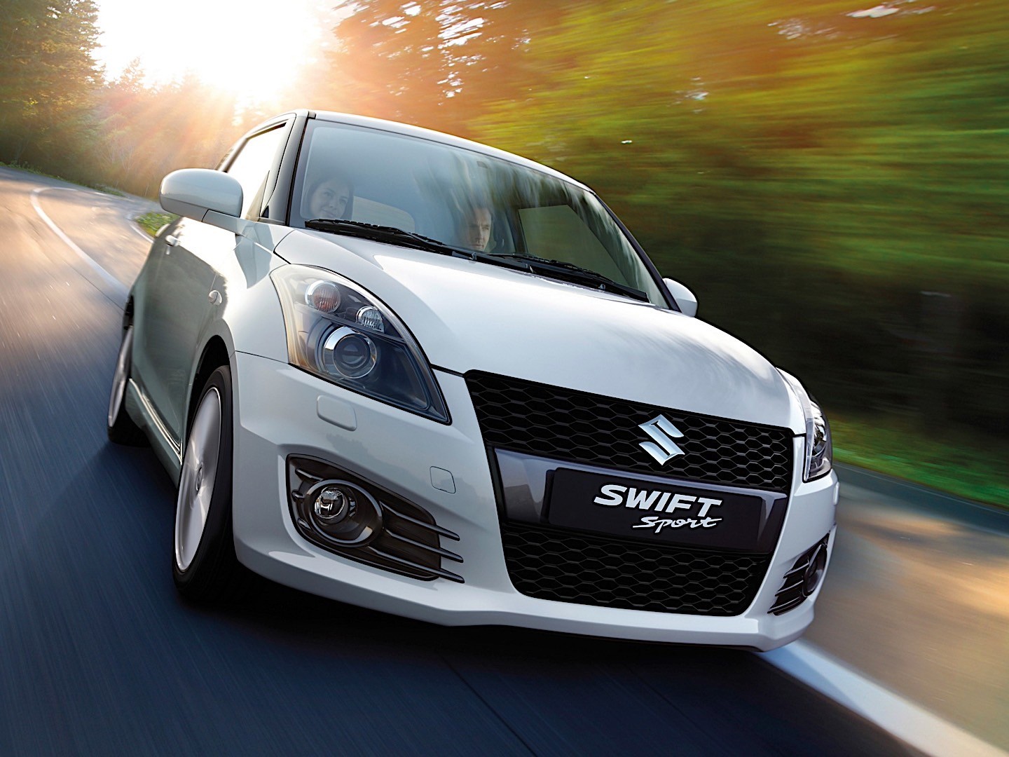 Suzuki Swift 3 Doors photo 7