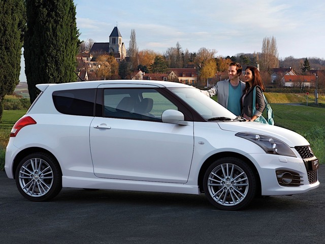 Suzuki Swift 3 Doors photo 9