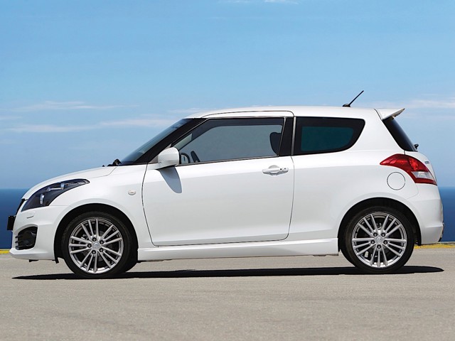 Suzuki Swift 3 Doors photo 16