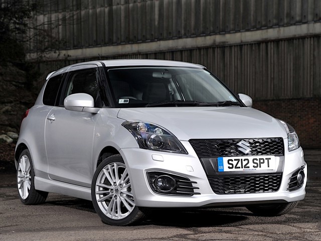 Suzuki Swift 3 Doors photo 17