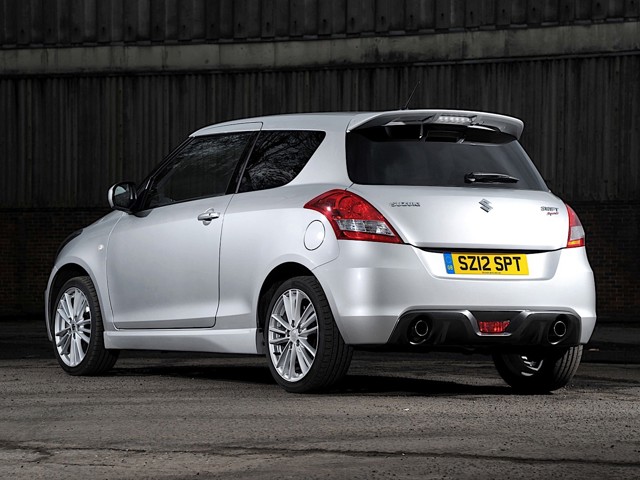Suzuki Swift 3 Doors photo 18