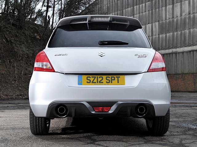 Suzuki Swift 3 Doors photo 20