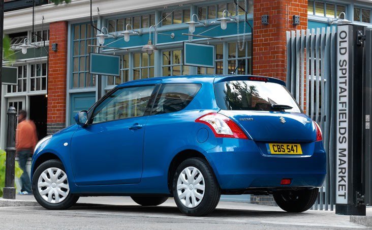 Suzuki Swift 3 Doors photo 2