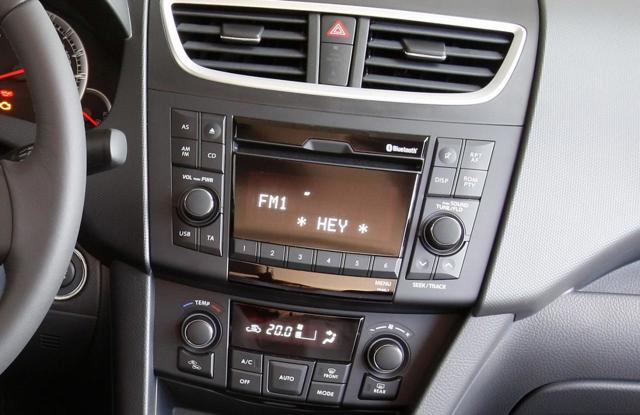 Suzuki Swift 3 Doors photo 26