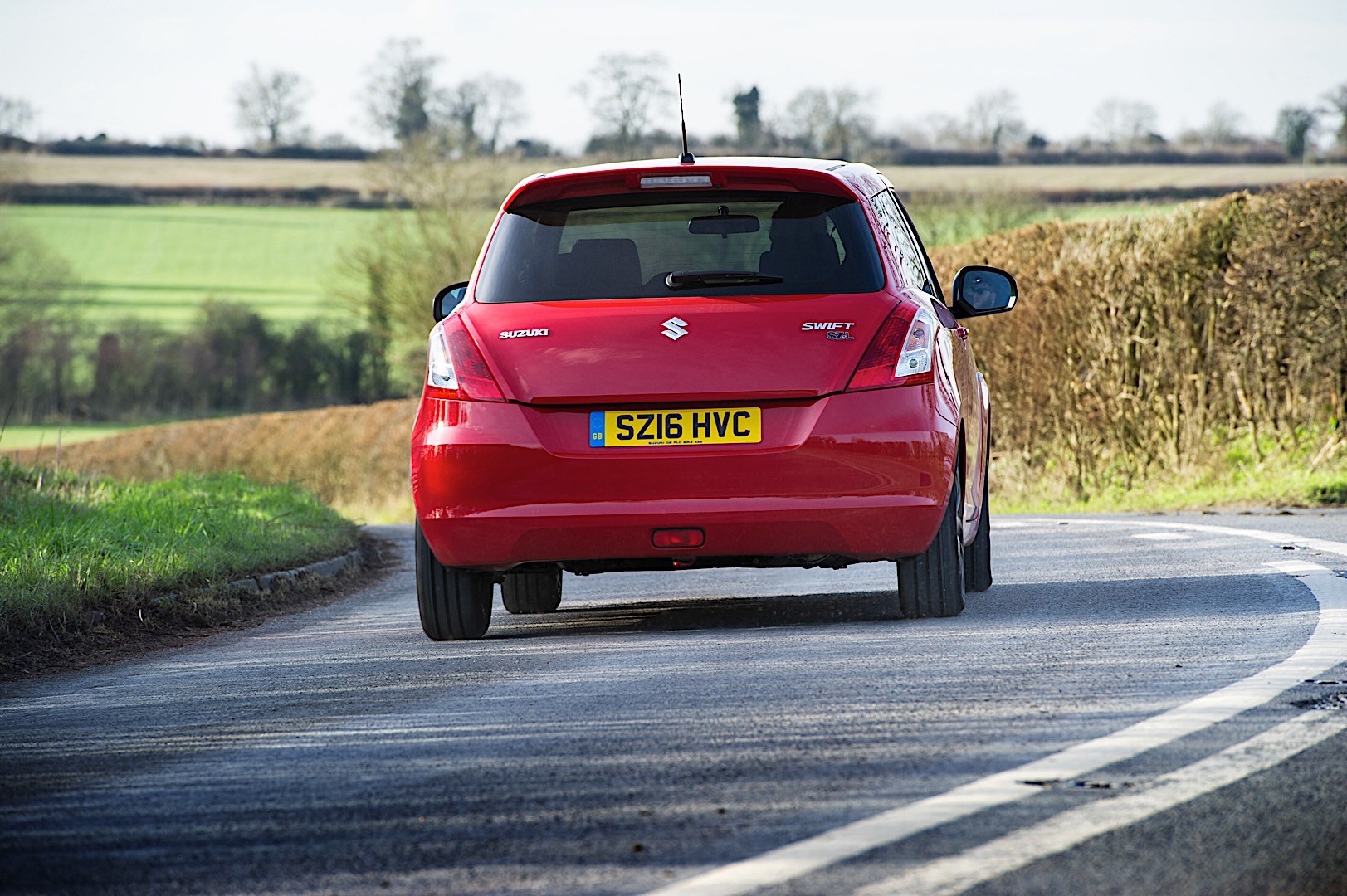 Suzuki Swift 3 Doors photo 14