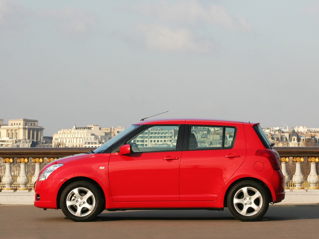 Suzuki Swift 5 Doors photo 14