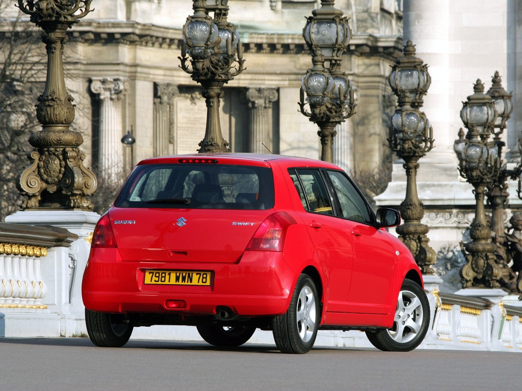 Suzuki Swift 5 Doors photo 20