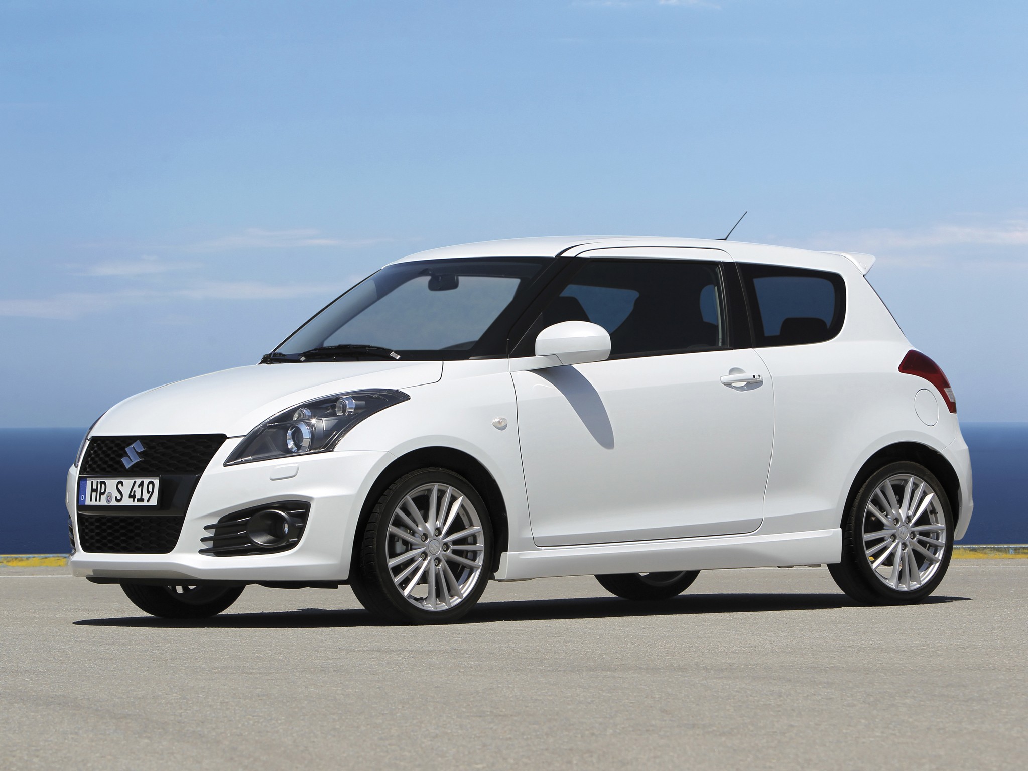 Suzuki Swift 5 Doors photo 37