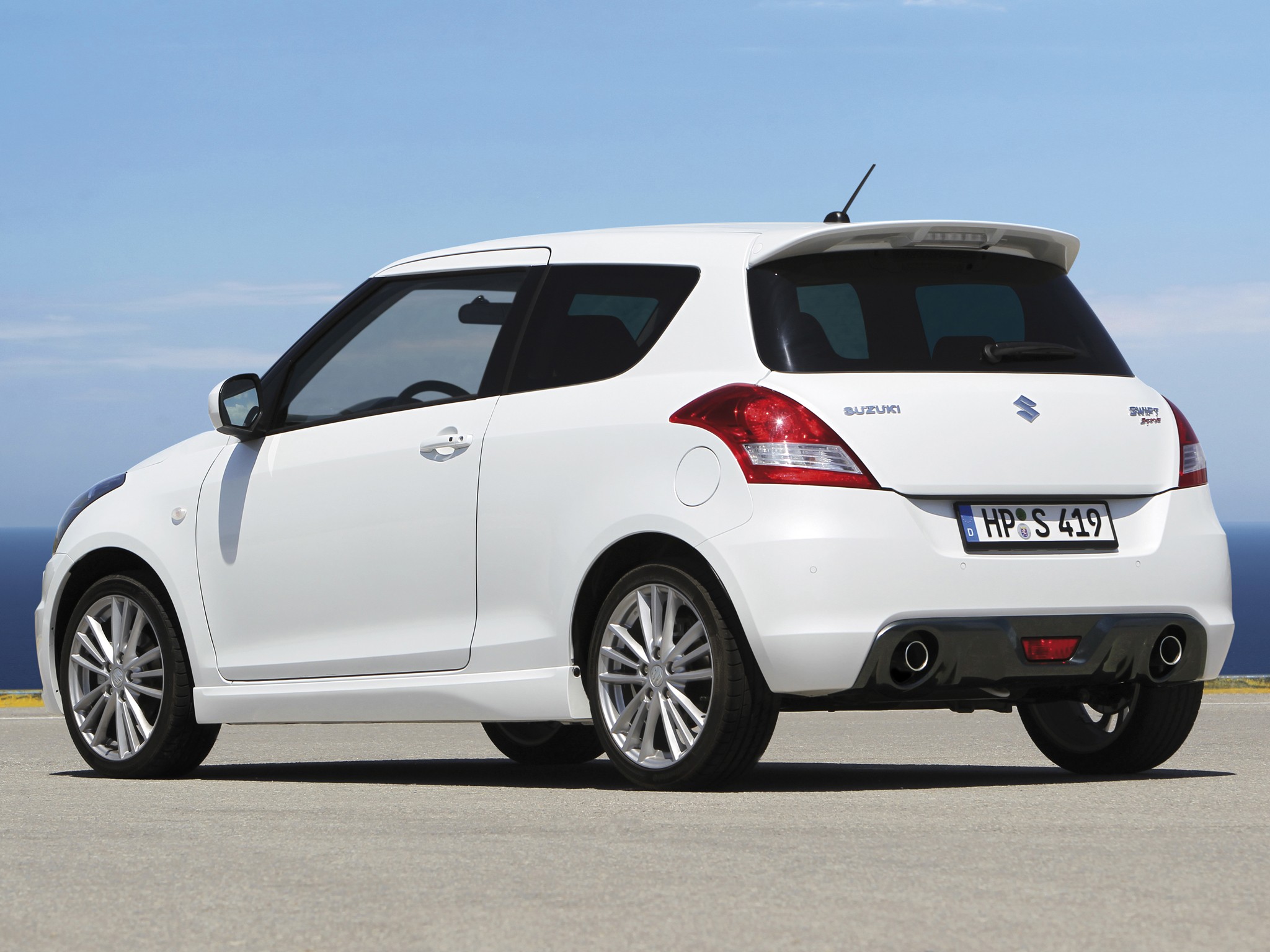 Suzuki Swift 5 Doors photo 39