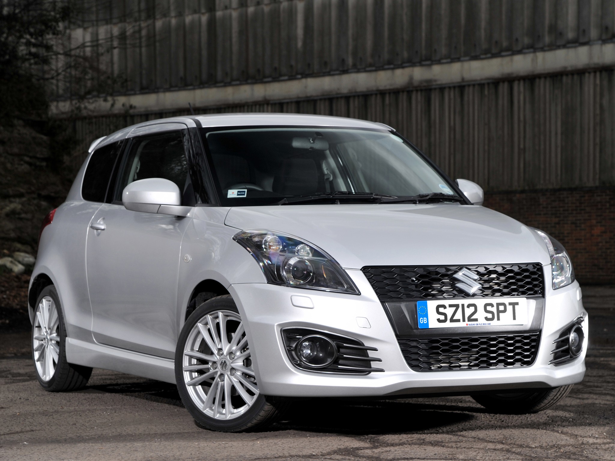 Suzuki Swift 5 Doors photo 41