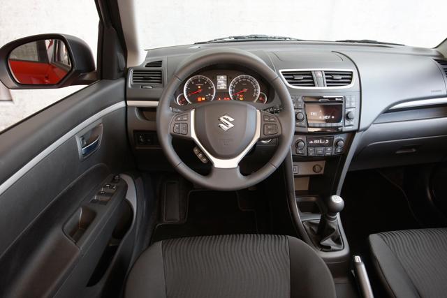 Suzuki Swift 5 Doors photo 55
