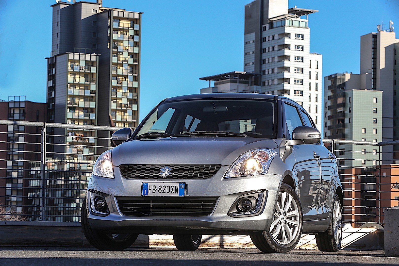 Suzuki Swift 5 Doors photo 17