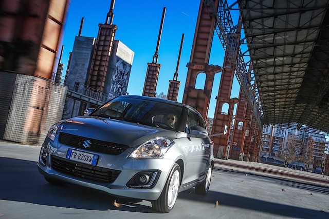 Suzuki Swift 5 Doors photo 20