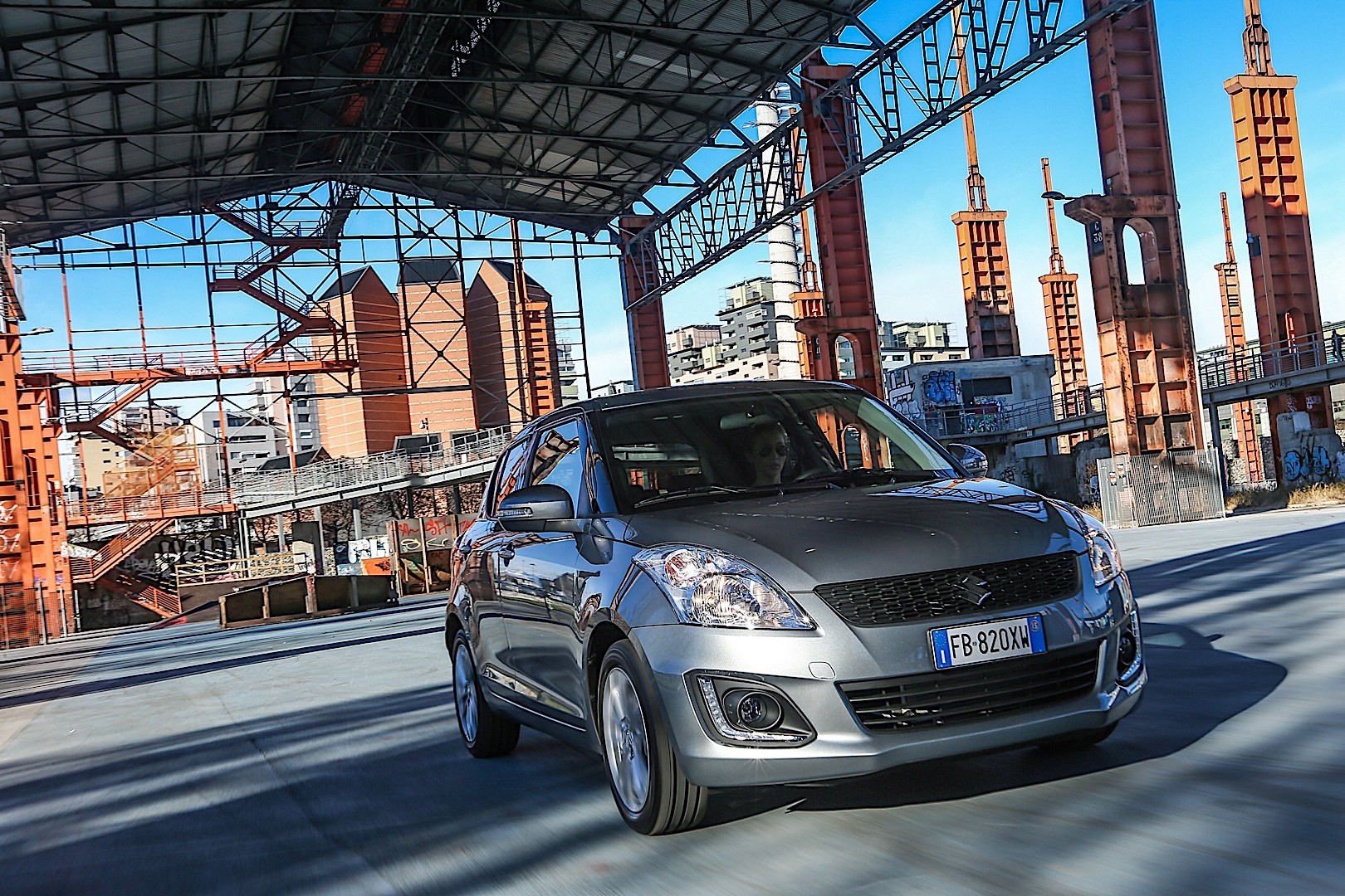 Suzuki Swift 5 Doors photo 21