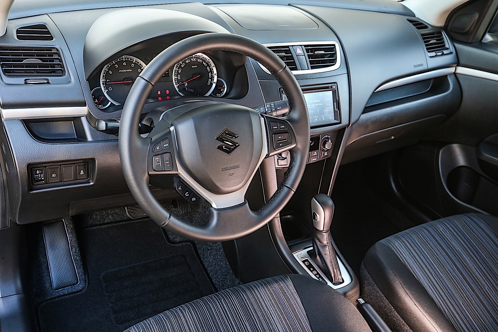 Suzuki Swift 5 Doors photo 56