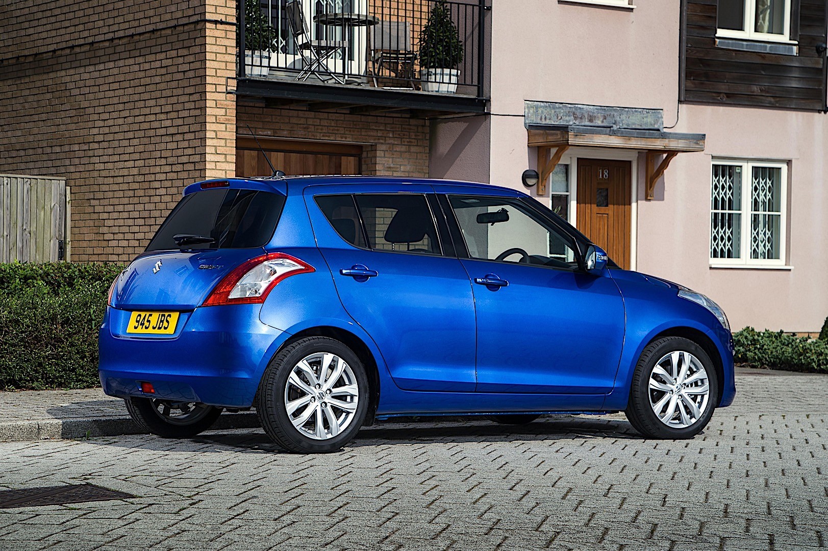 Suzuki Swift 5 Doors photo 31