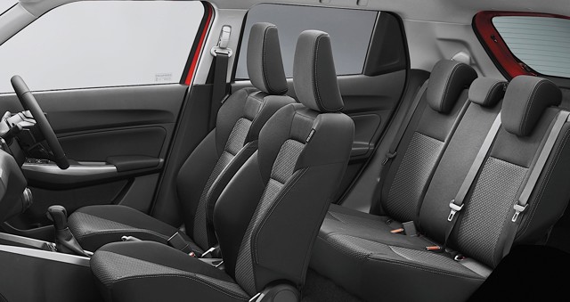 Suzuki Swift 5 Doors photo 8