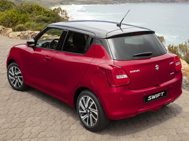 Suzuki Swift 5 Doors photo 8